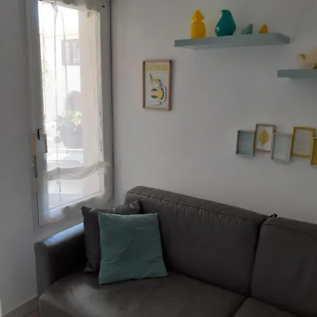 Les Jardins Du Port De *