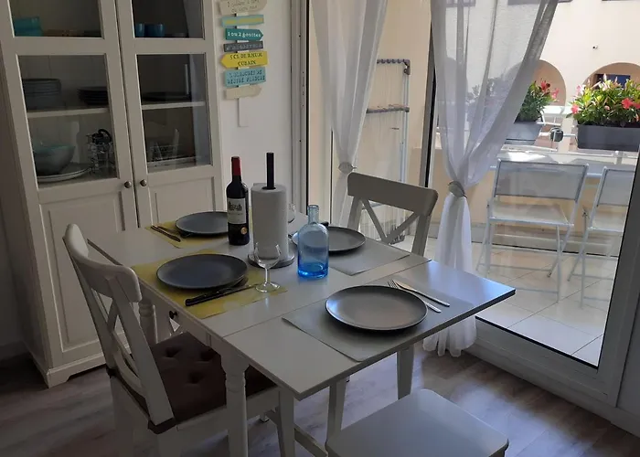 Les Jardins Du Port De Apartment Bandol